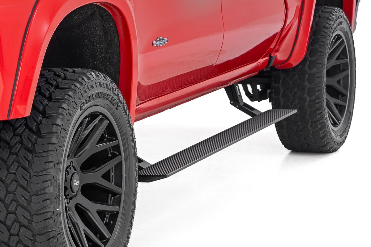 Chevrolet Silverado 3500 HD Power Running Boards - Rough Country - Dual Electric Motor - '20-'24